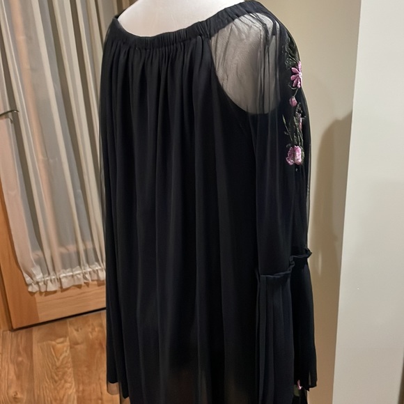 Bongo Black Mesh Embroidered Overlay Dress - Picture 7 of 11